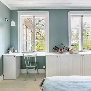 Holiday home Peaceful, Picturesque & Forest Retreat, Stockholm